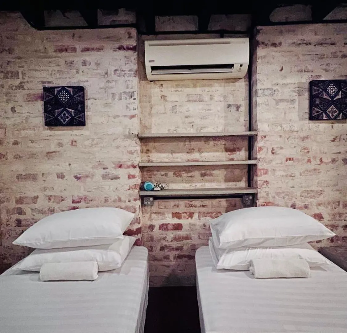 Frenz Republic - Self Check In Hotel George Town