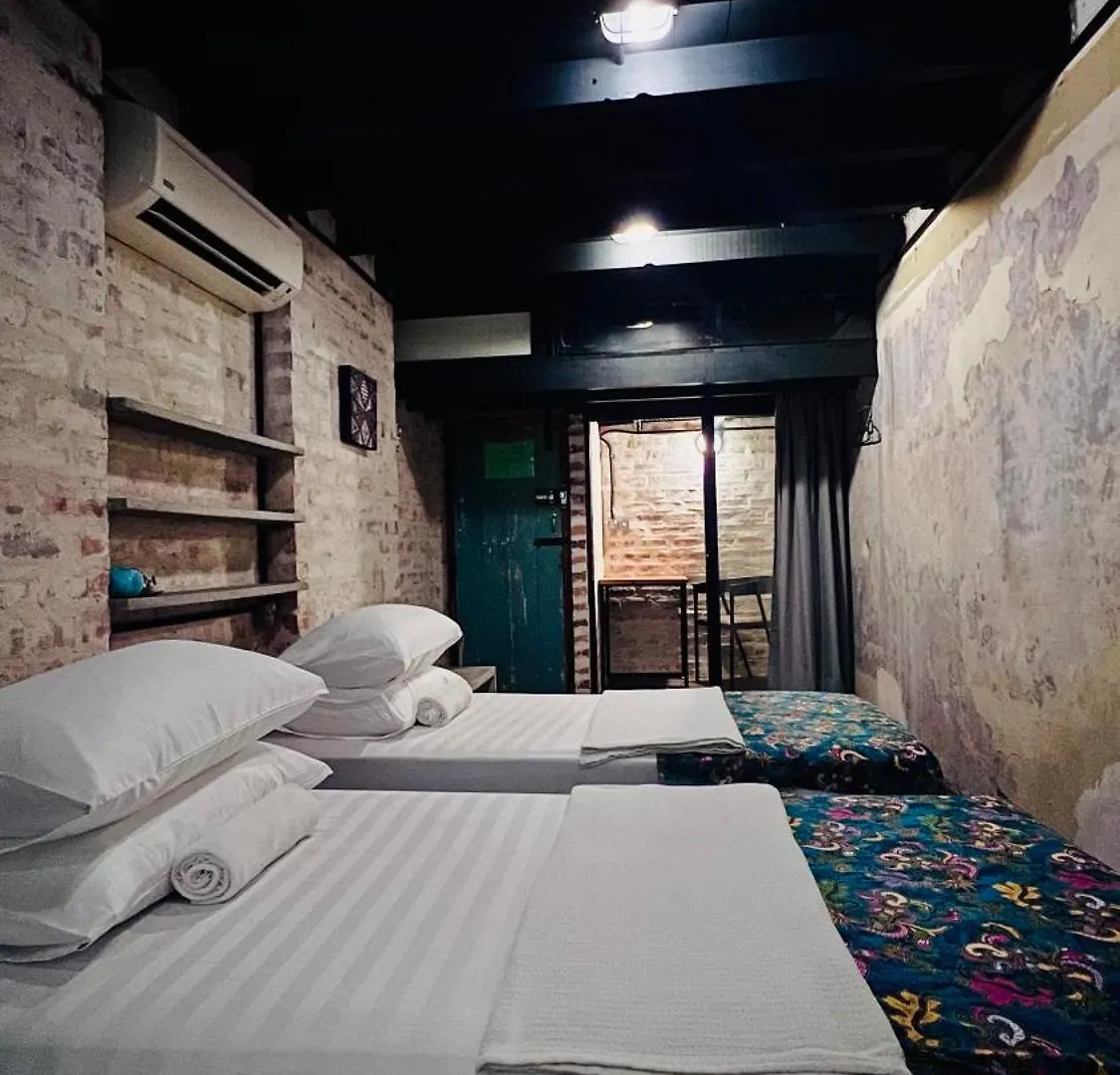 Frenz Republic - Self Check In Hotel George Town Malaysia