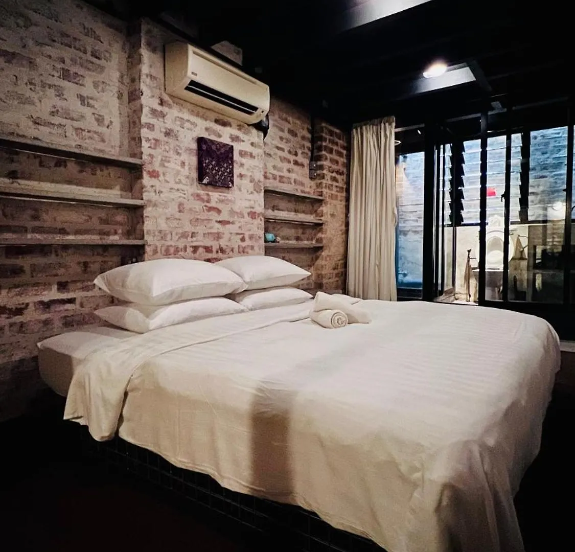 Frenz Republic - Self Check In Hotel George Town Malaysia
