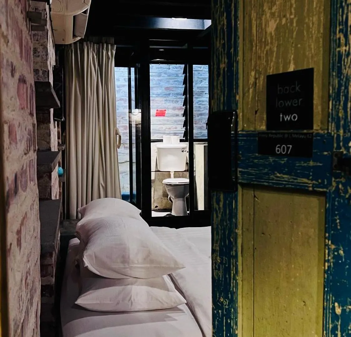 Guest house Frenz Republic - Self Check In Hotel George Town Malaysia