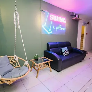 Swing & Pillows - Penang Road, Penang Hostel
